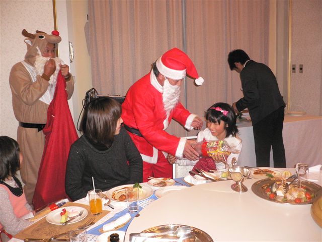 サンタ・トナカイからプレゼント